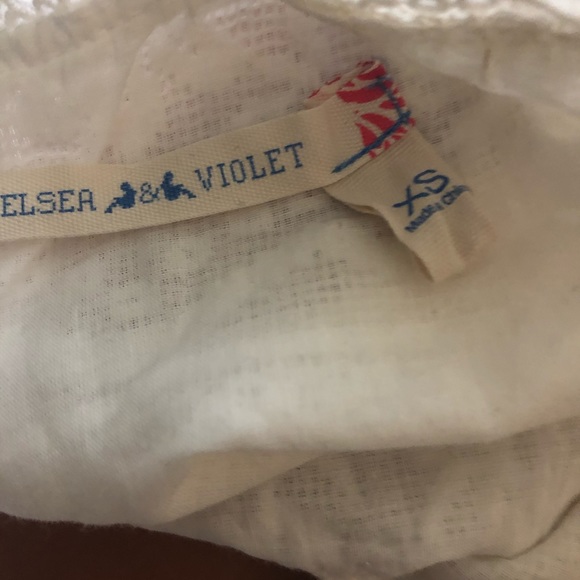 White Chelsea & Violet Lace and Fringe Top - Picture 2 of 3